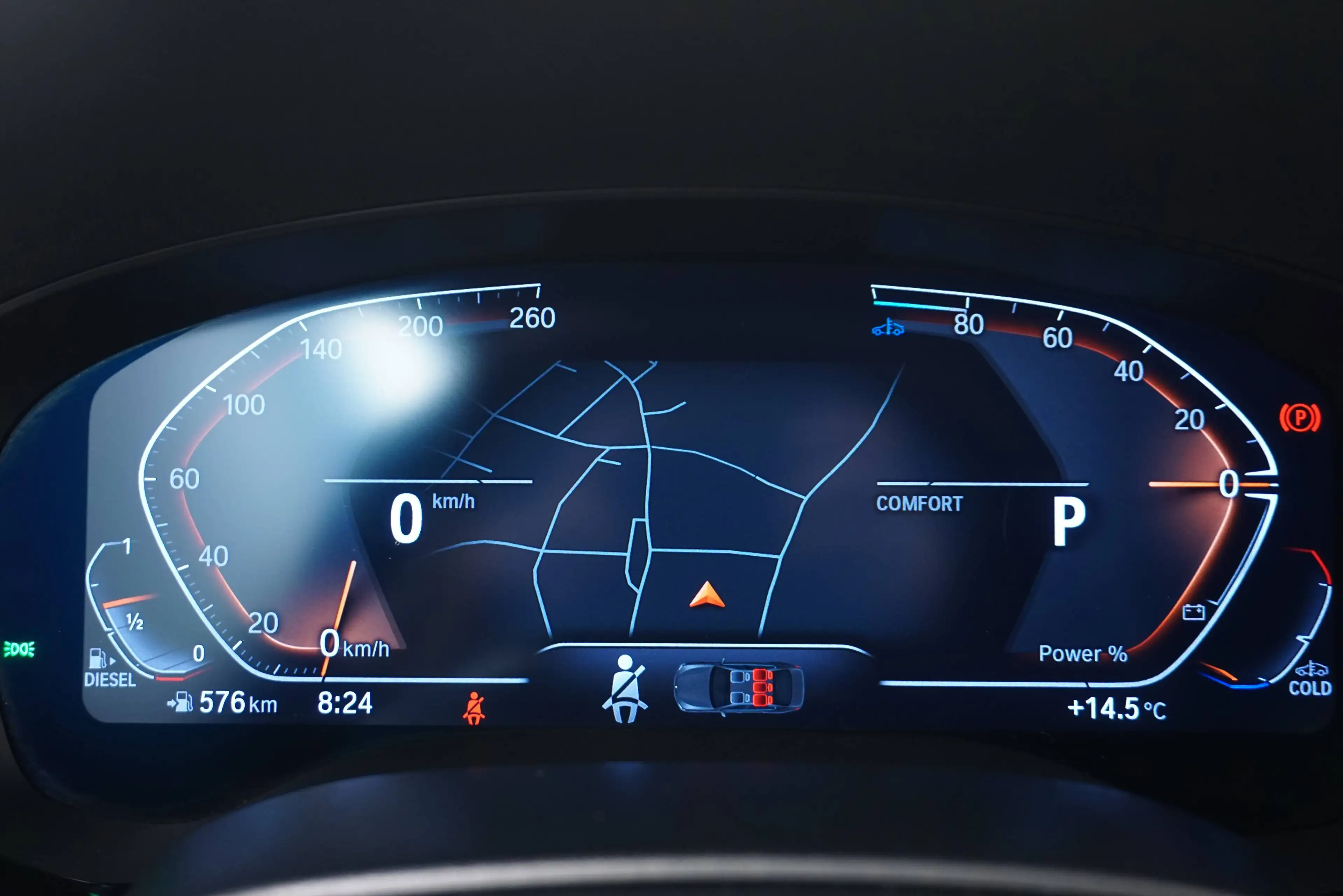 BMW 520 d xDrive touring// Anhängervorrichtung // — photo 12