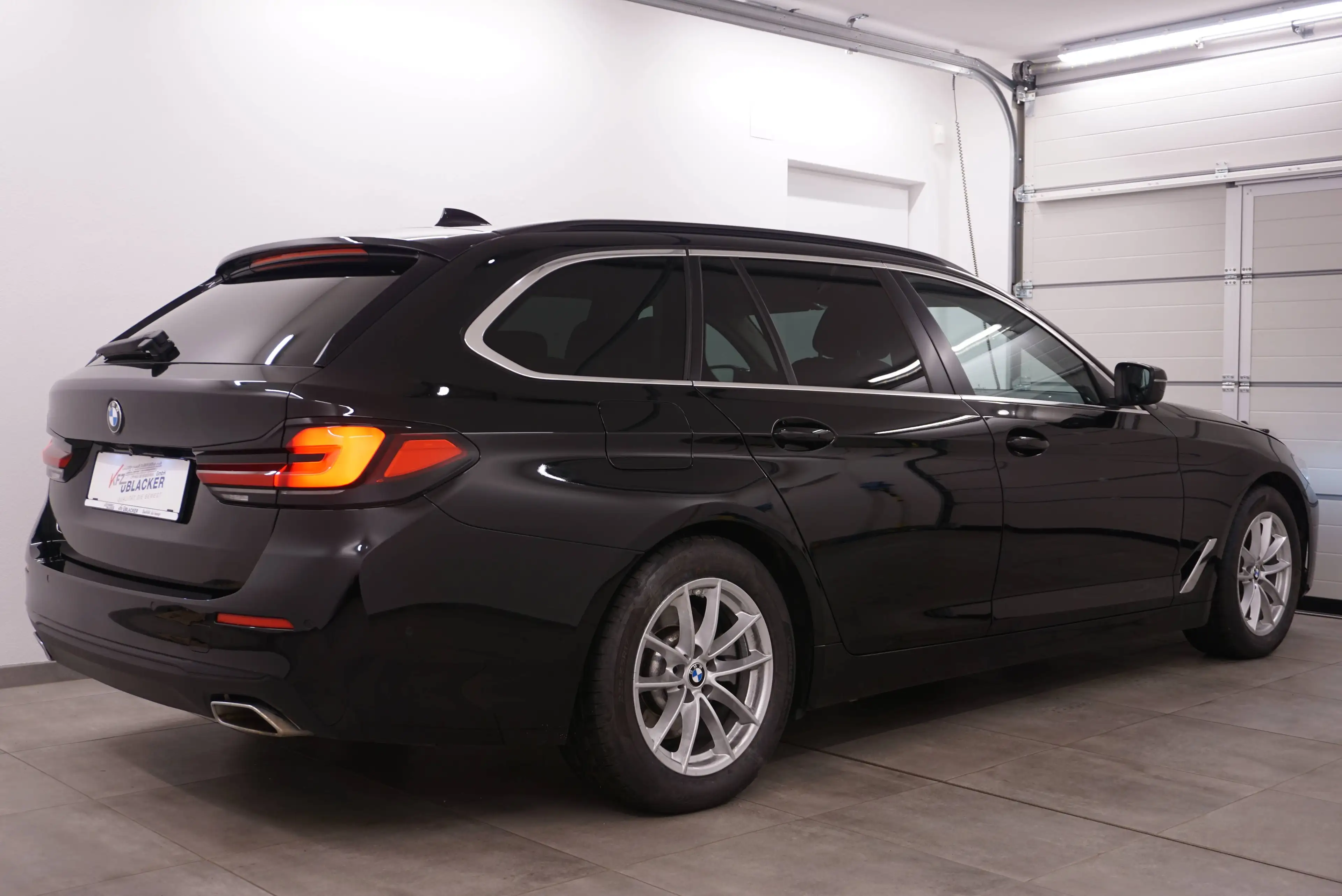 BMW 520 d xDrive touring// Anhängervorrichtung // — photo 2