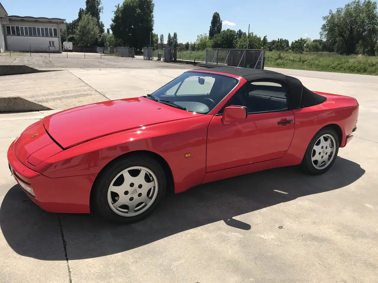 Porsche 944 Cabrio 3.0 S2, foto 3