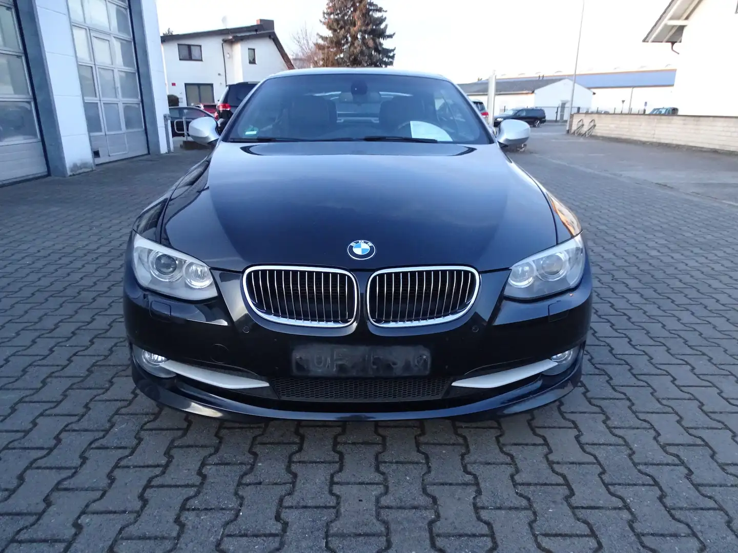 BMW 325 325d Cabrio Automatik, Navi, Leder, Sitzheizung Zwart - 2