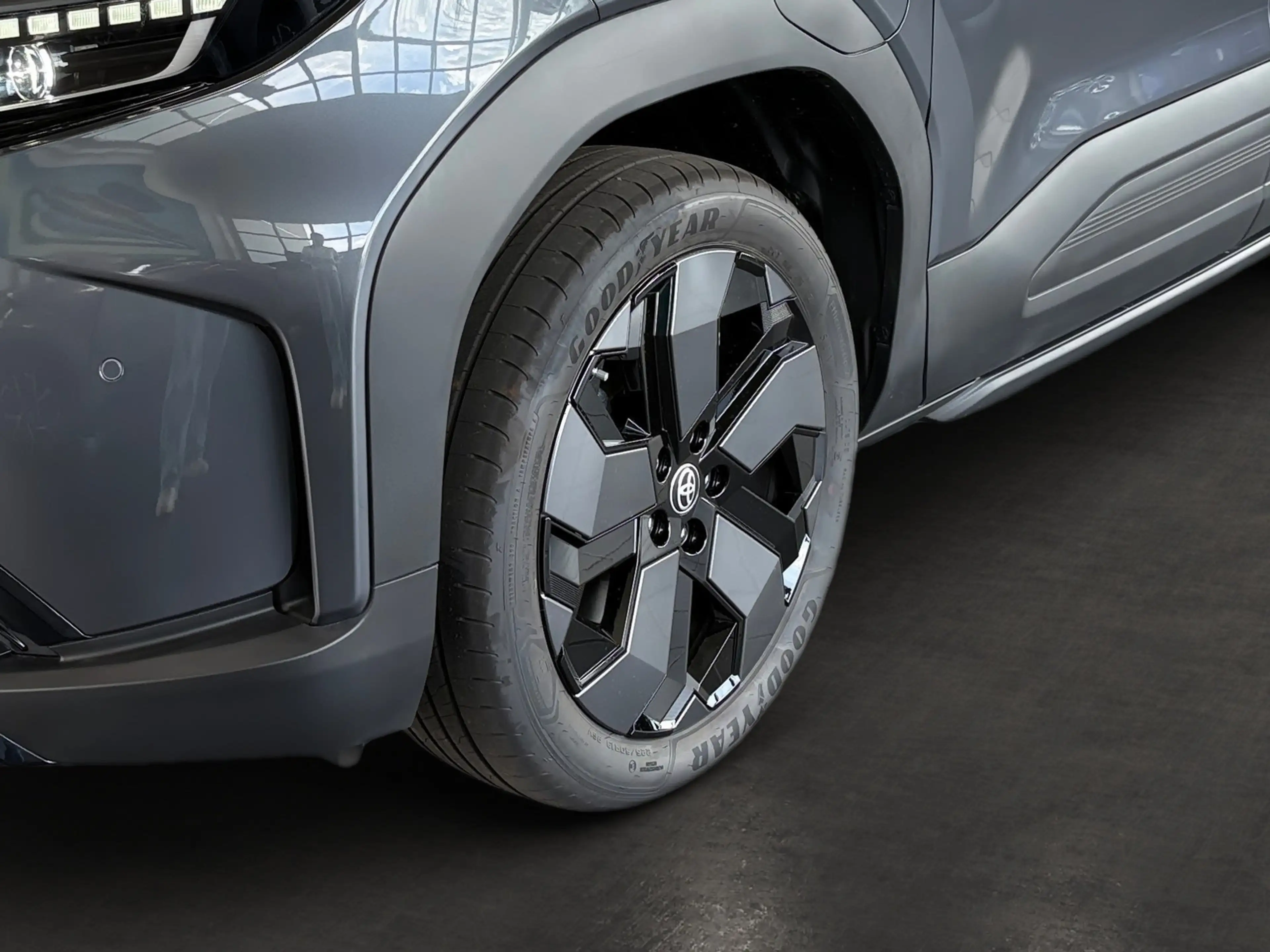 Toyota Urban Cruiser Lounge Lithium AUT — photo 6