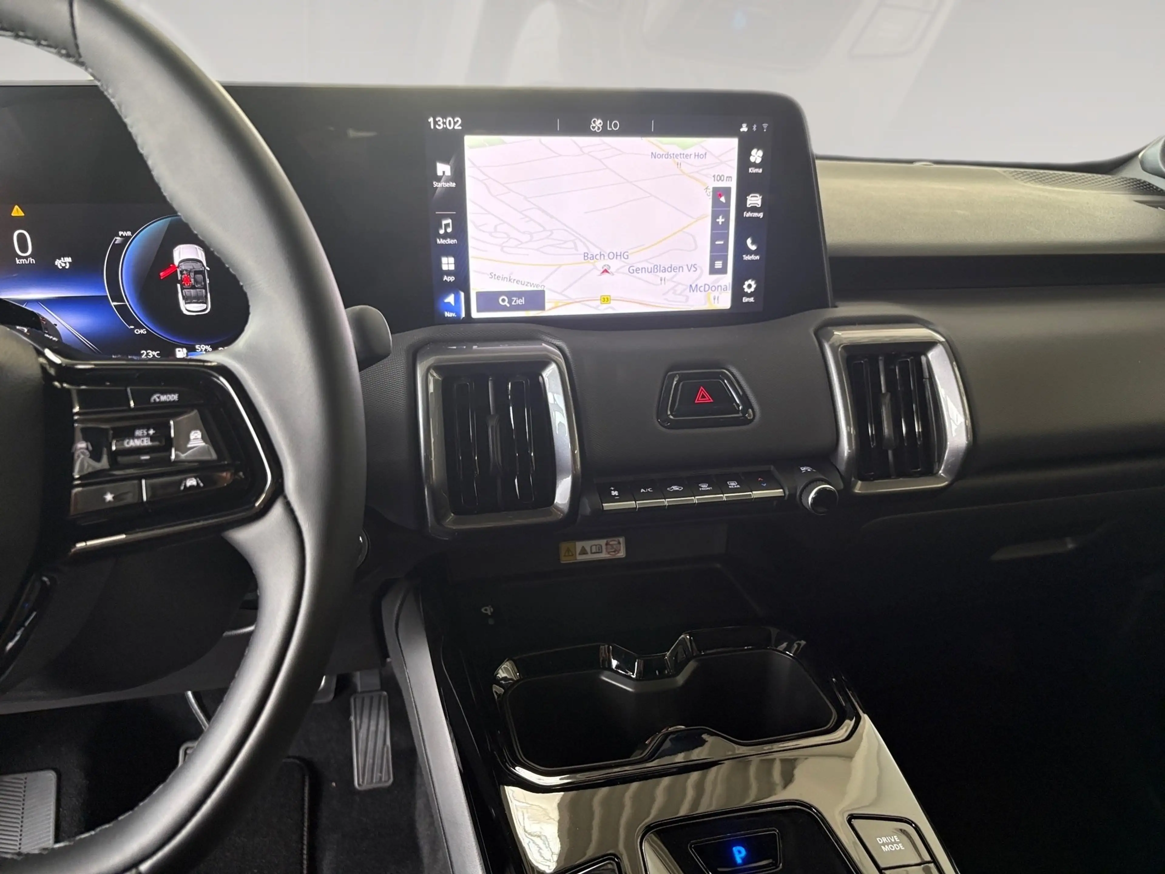Toyota Urban Cruiser Lounge Lithium AUT — photo 9