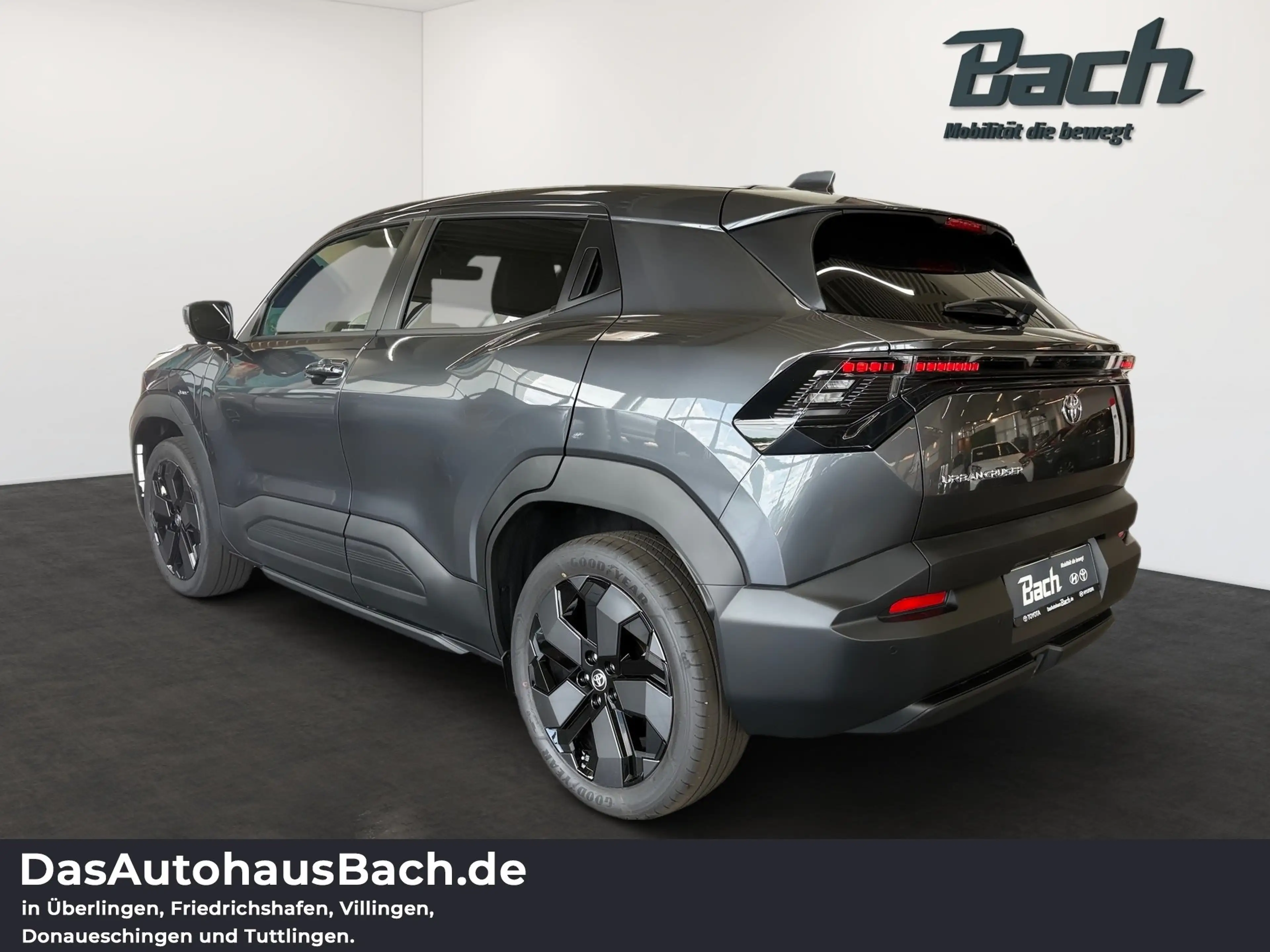 Toyota Urban Cruiser Lounge Lithium AUT — photo 4