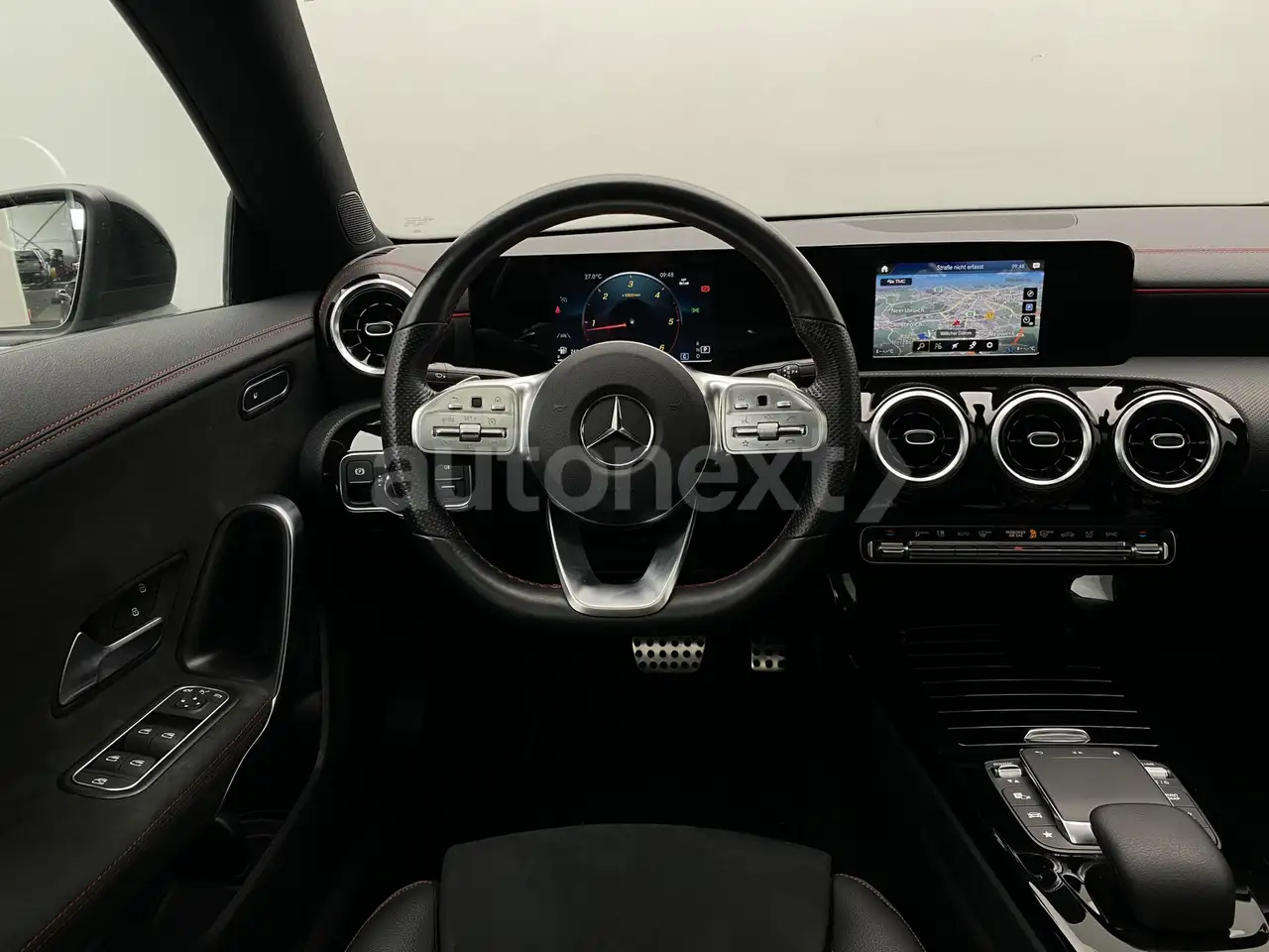 Mercedes-Benz CLA d *2x AMG Line+Night* Pano+Business+Kamera(8583), миниатюра 2