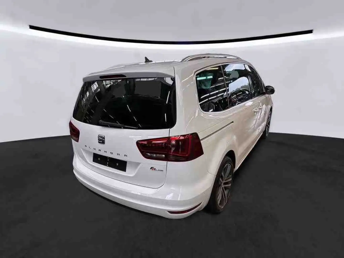 SEAT Alhambra Xcellence 1.4 TSI Pano*Tempo*PDC*RFK*SH Weiß - 2