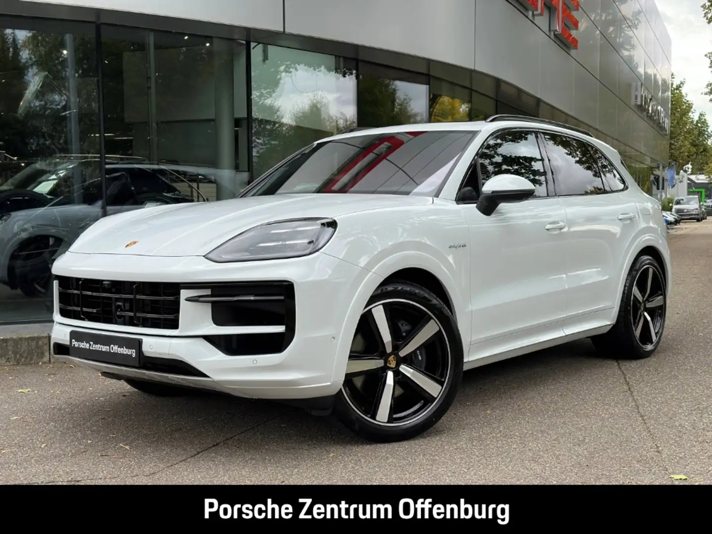Porsche Cayenne E-Hybrid Sportpaket HUD Luftfederung AHK-el. Pano Weiß - 1