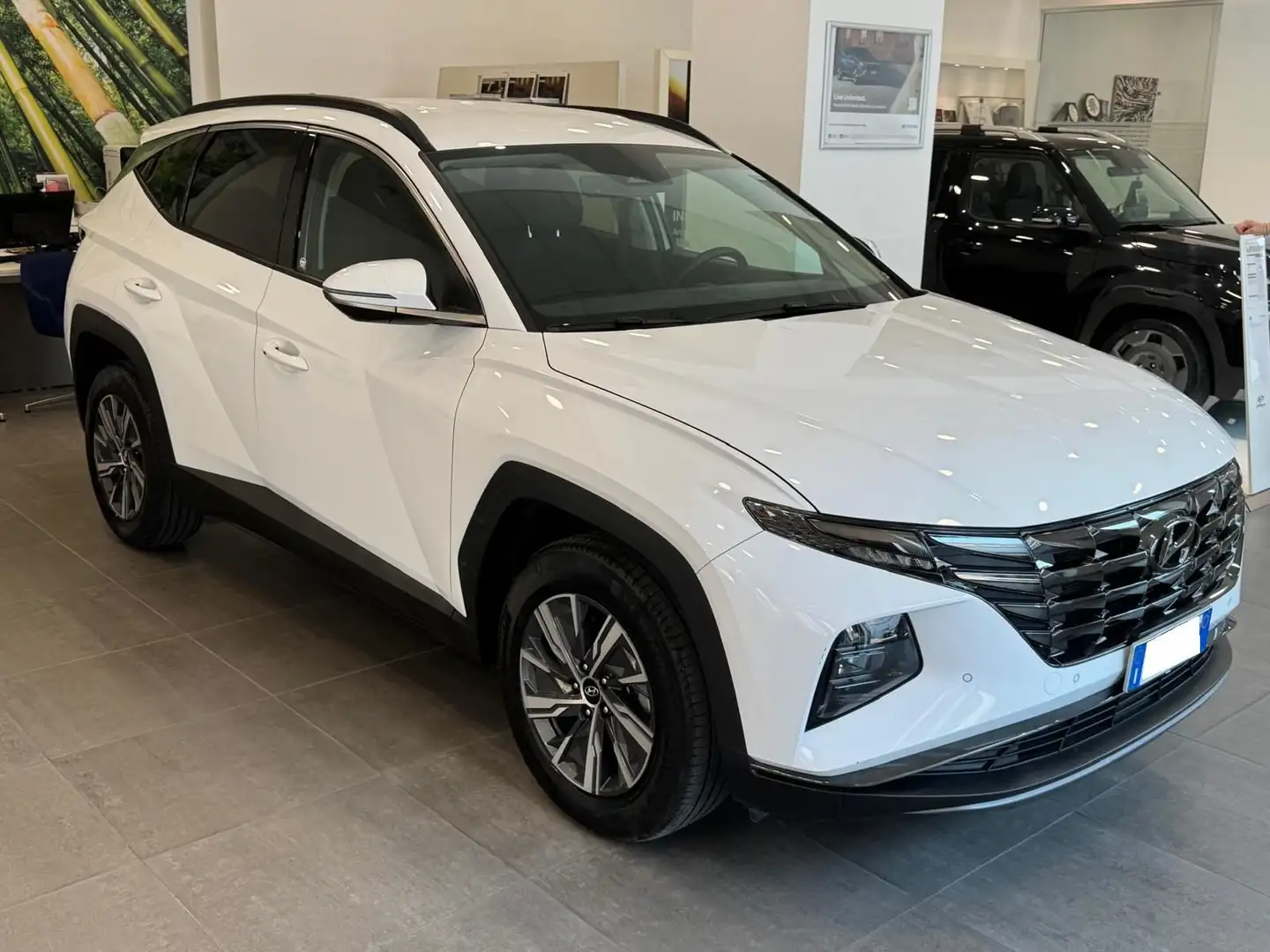 Hyundai TUCSON 1.6 HEV aut.Xline - 1