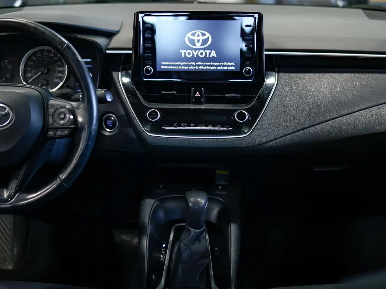 Toyota Corolla снимка Toyota Corolla
