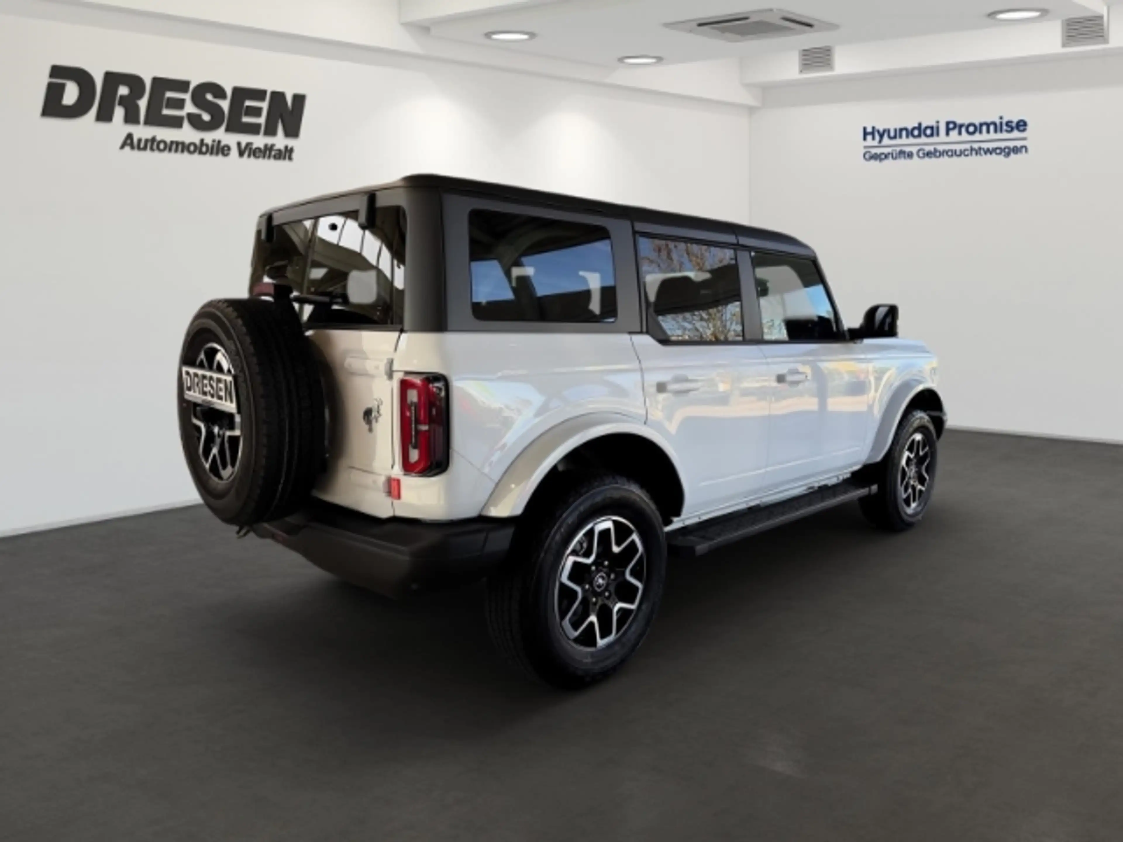 Ford Bronco Outer Banks 4x4 2.7 EcoBoost+ACC+KAMERA+CARPLAY — photo 3