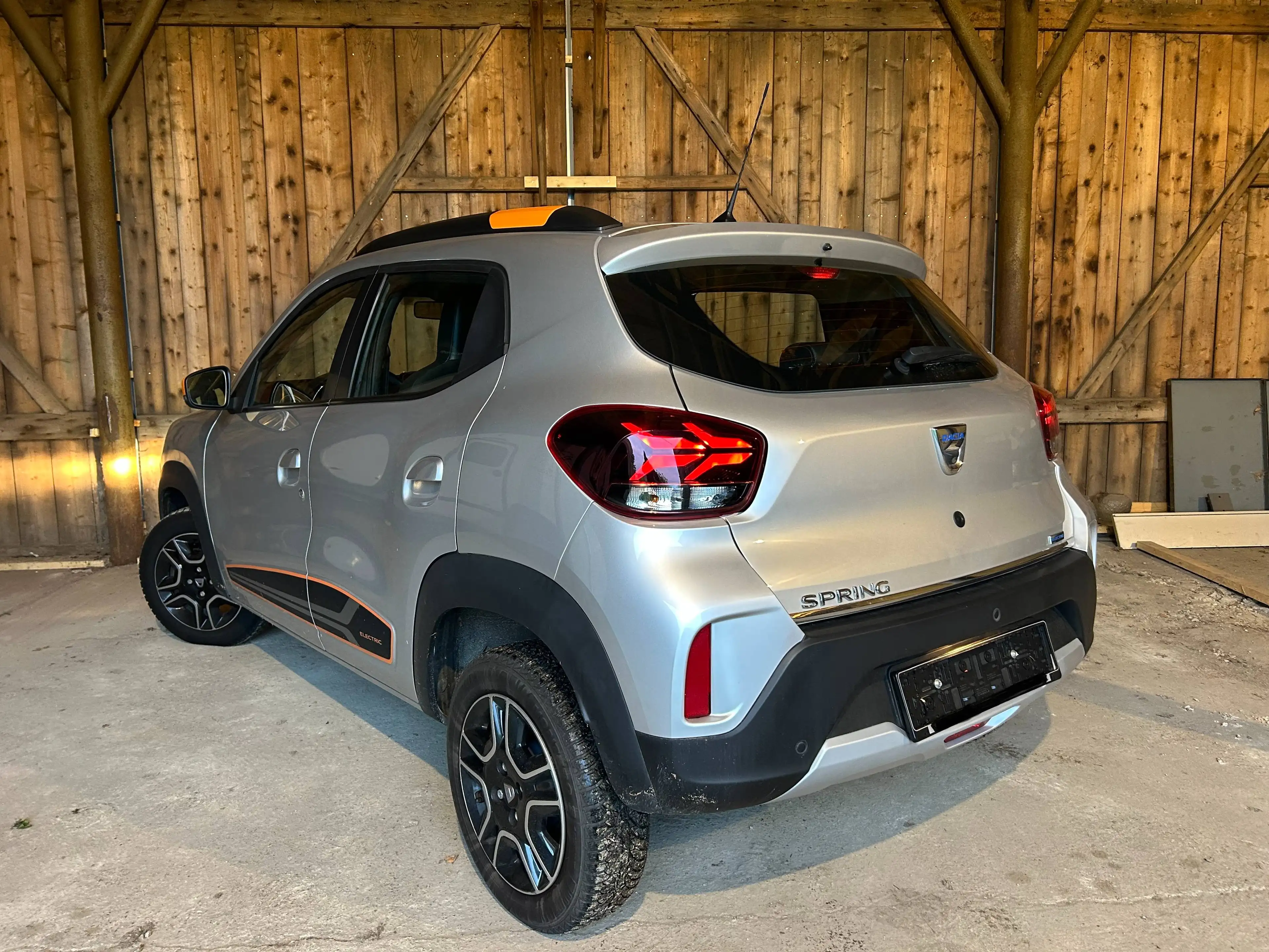 Dacia Spring Electric Comfort Plus Orange Look — photo 4