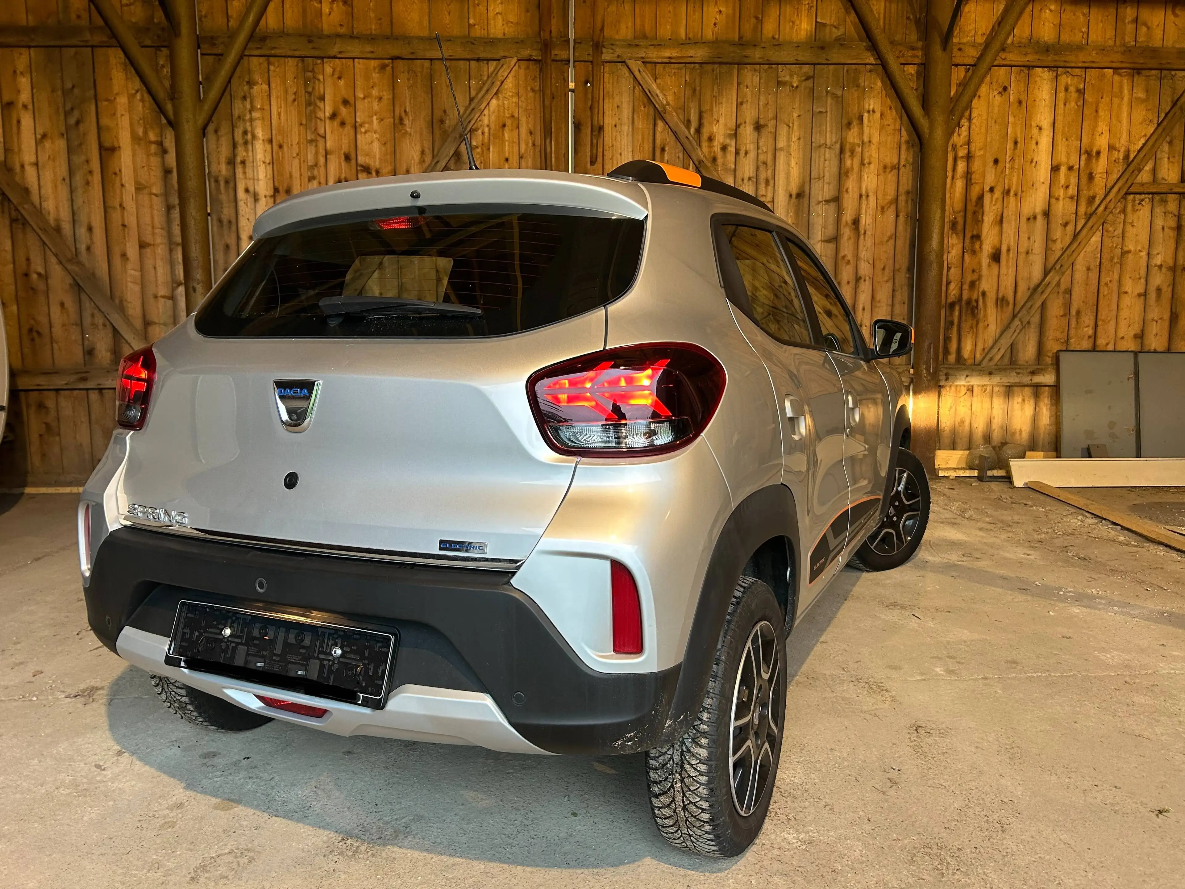 Dacia Spring Electric Comfort Plus Orange Look — photo 6