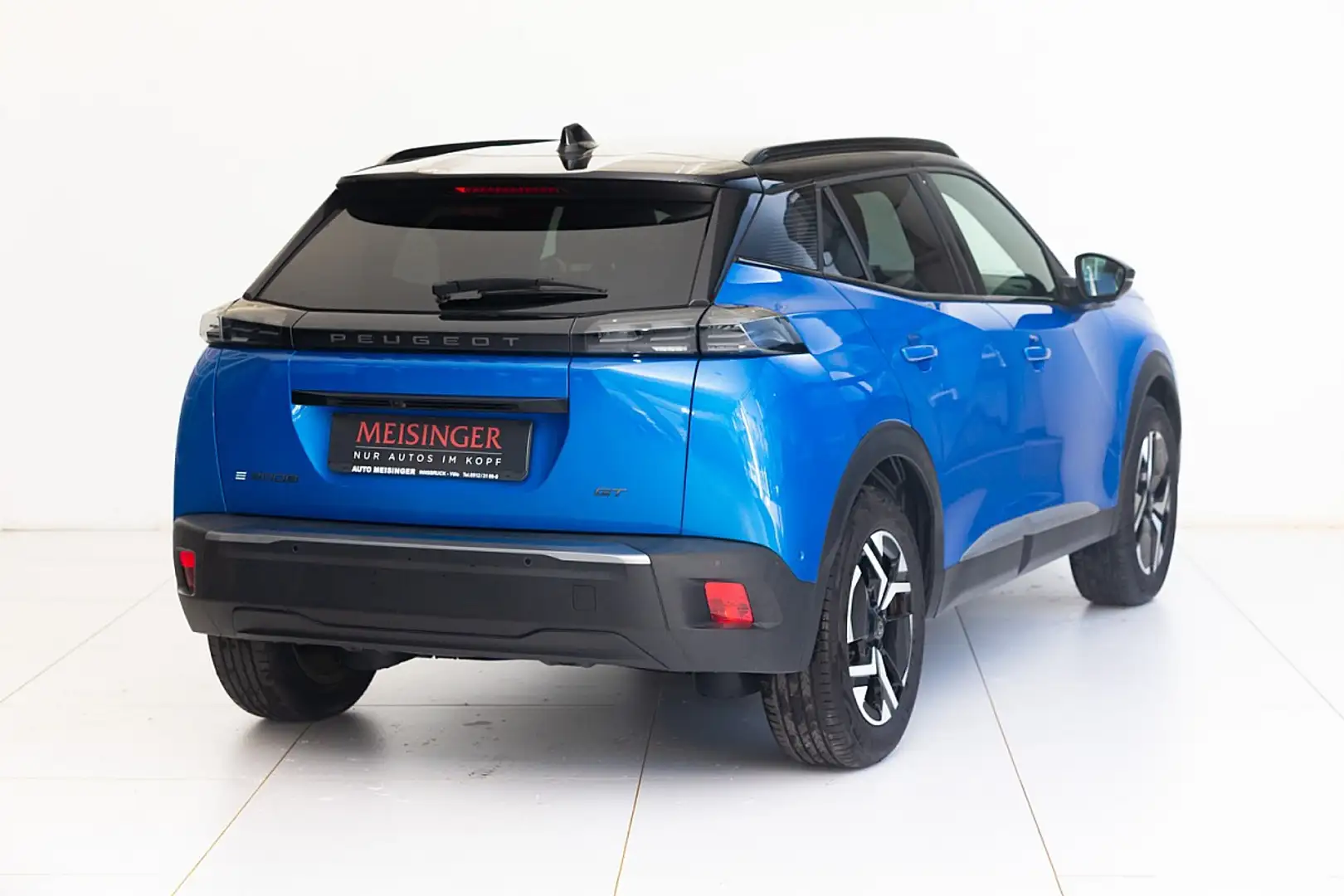 Peugeot e-2008 54kWh GT Blau - 2