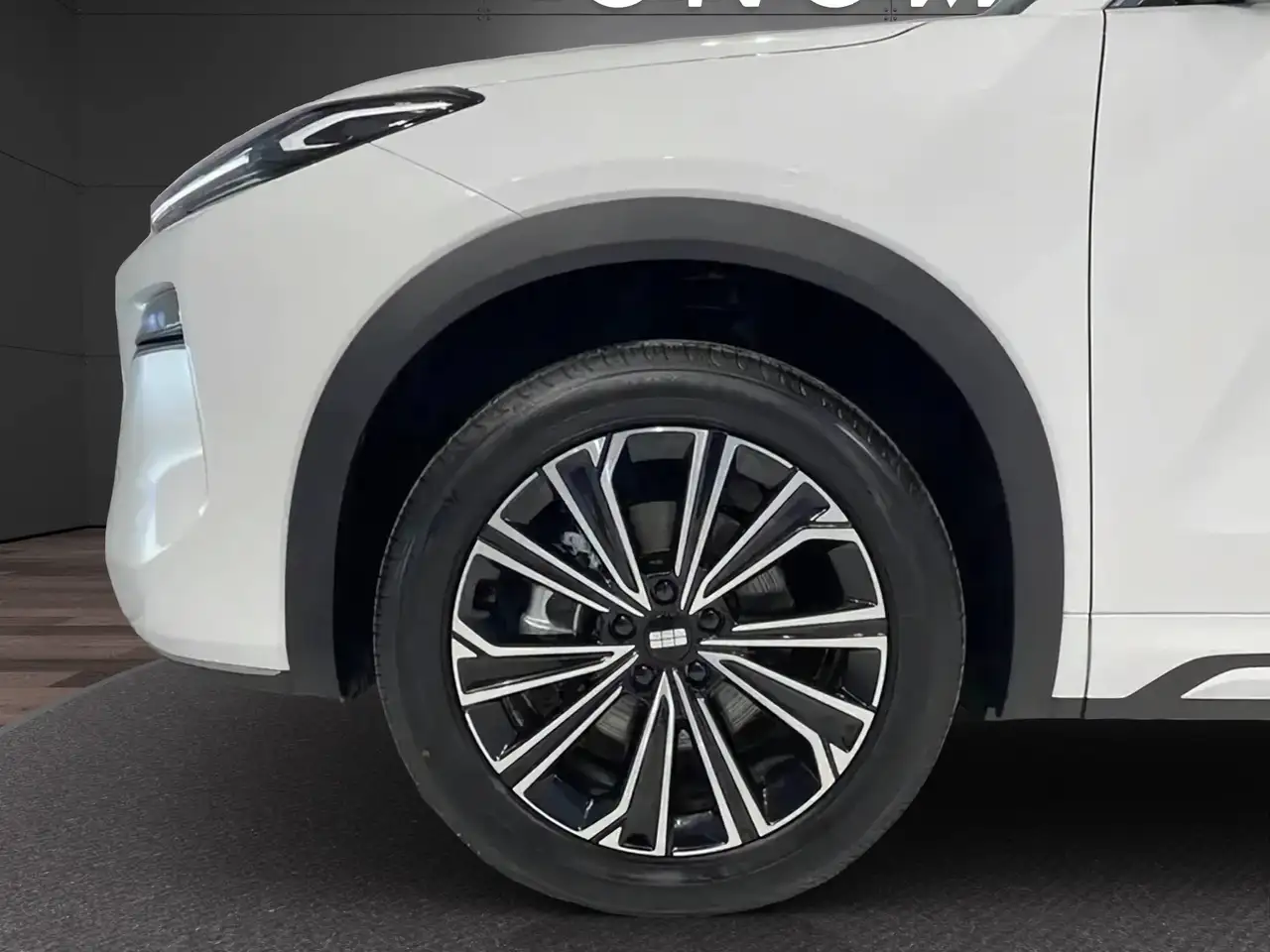 Geely Starray EM-i 2026 — фото 14
