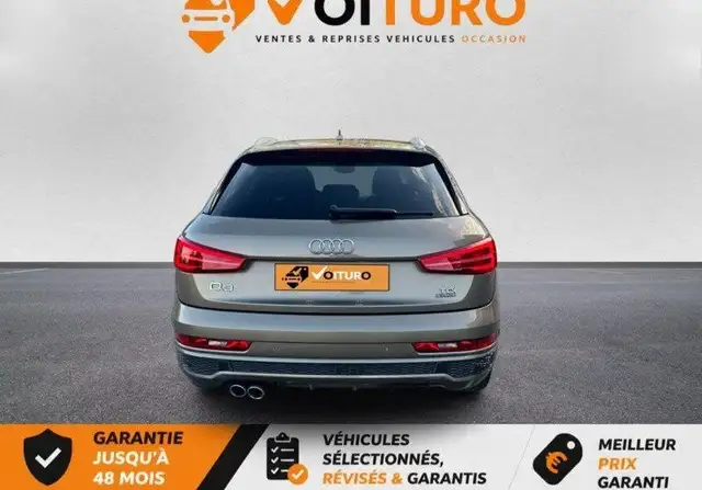 Audi Q3 view 6