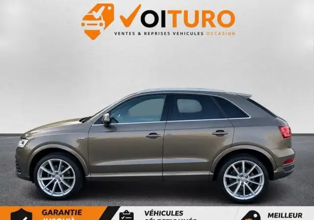 Audi Q3 view 3