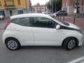 Toyota Aygo Connect 1.0 VVT-i 72 CV 5 porte x-cite Blanc - thumbnail 4
