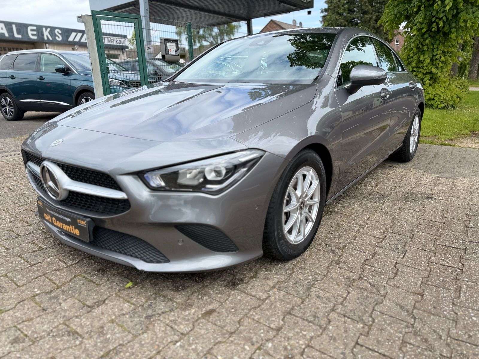 Mercedes-Benz CLA 180