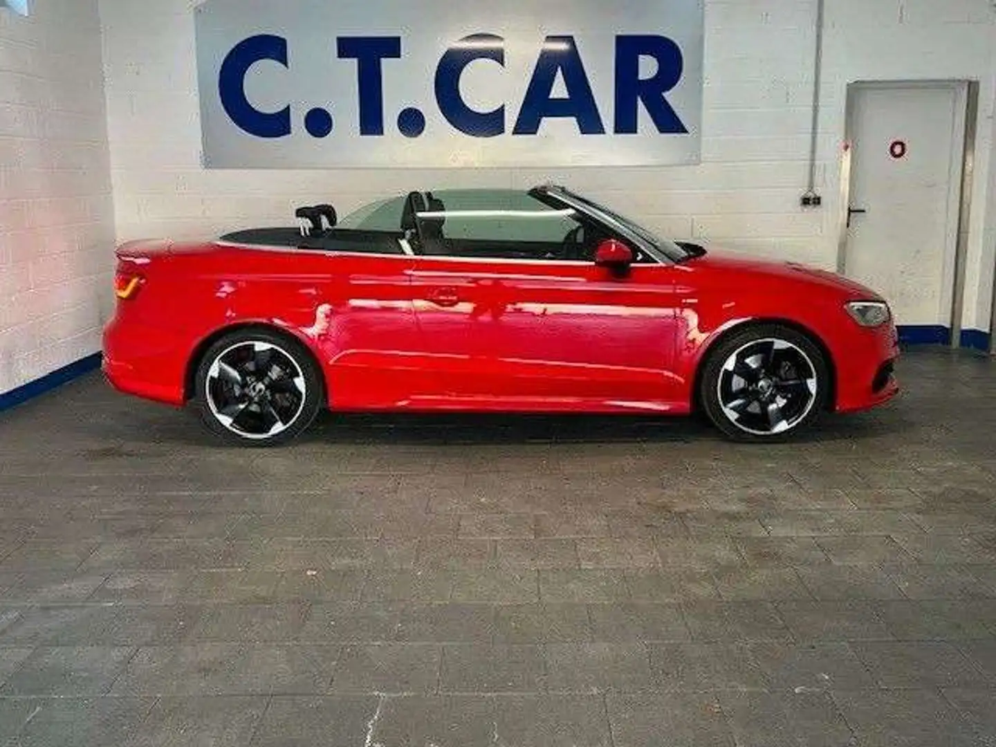 Audi A3 Cabriolet quattro S line Sportpaket Rouge - 2