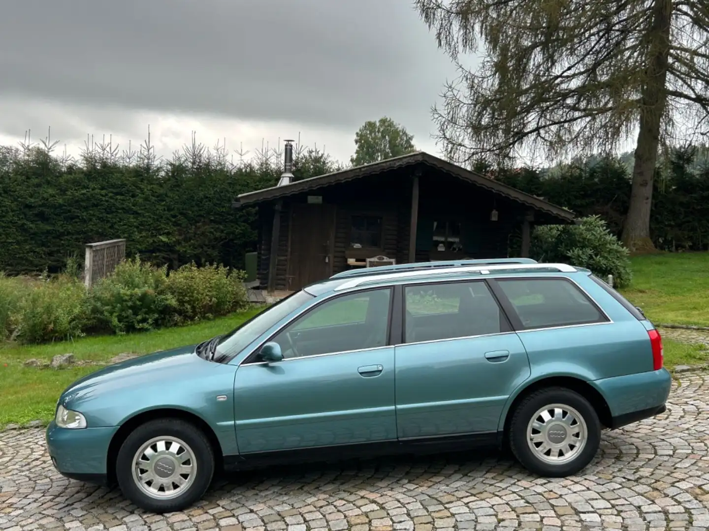 Audi A4 2.4 165PS Avant Quattro,5Gang,180tkm!! Grün - 2