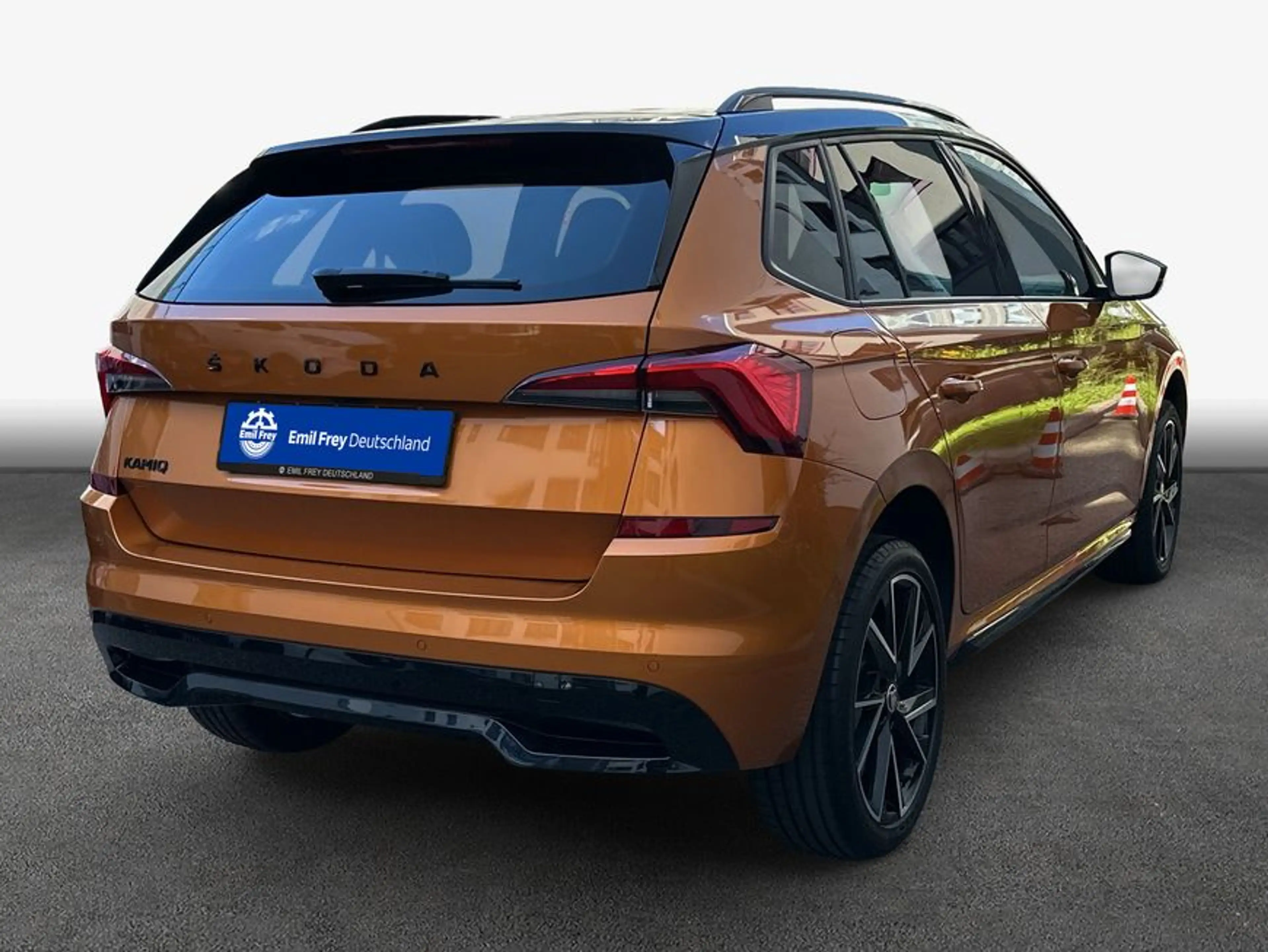 Skoda Kamiq 1.5 TSI DSG Monte Carlo — photo 2