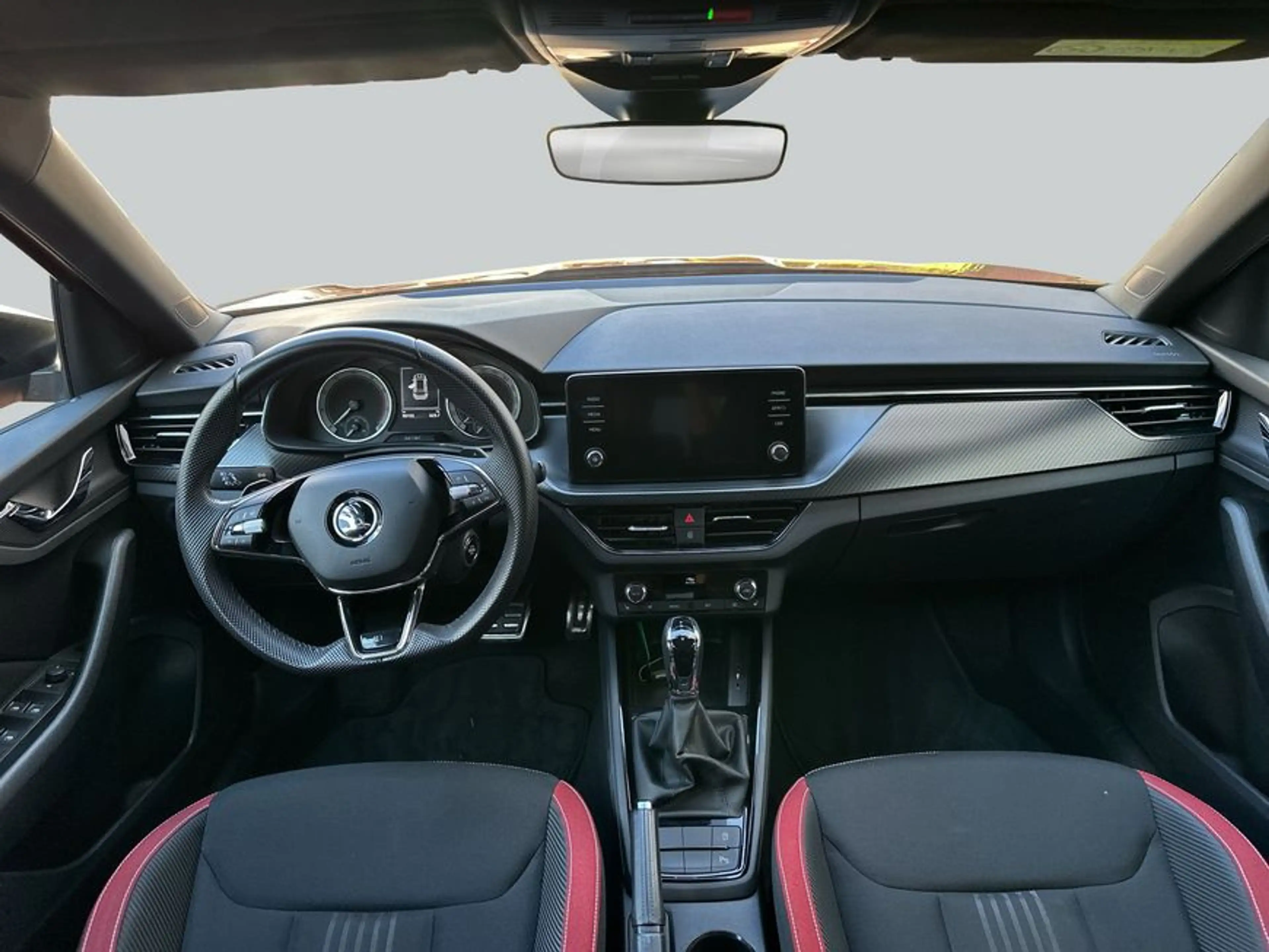 Skoda Kamiq 1.5 TSI DSG Monte Carlo — photo 13