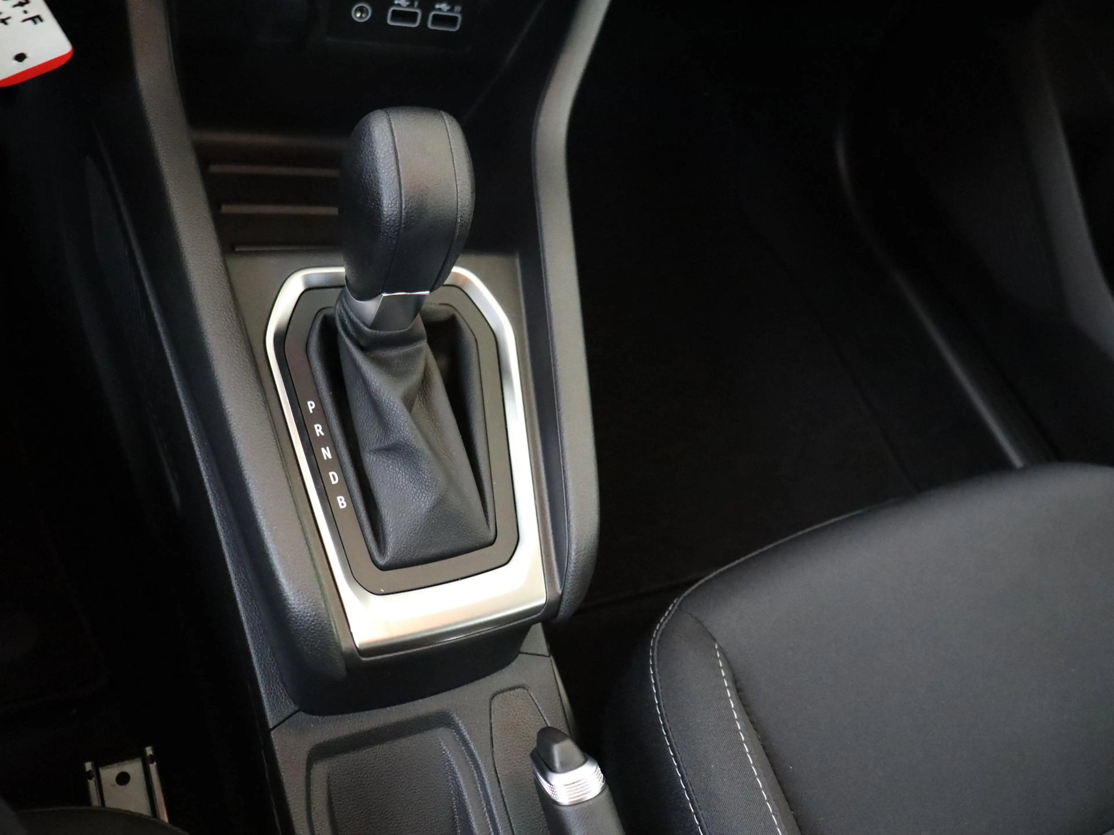 Renault Clio 1.6 E-Tech Full Hybrid 145 evolution | Airco | Par — photo 14