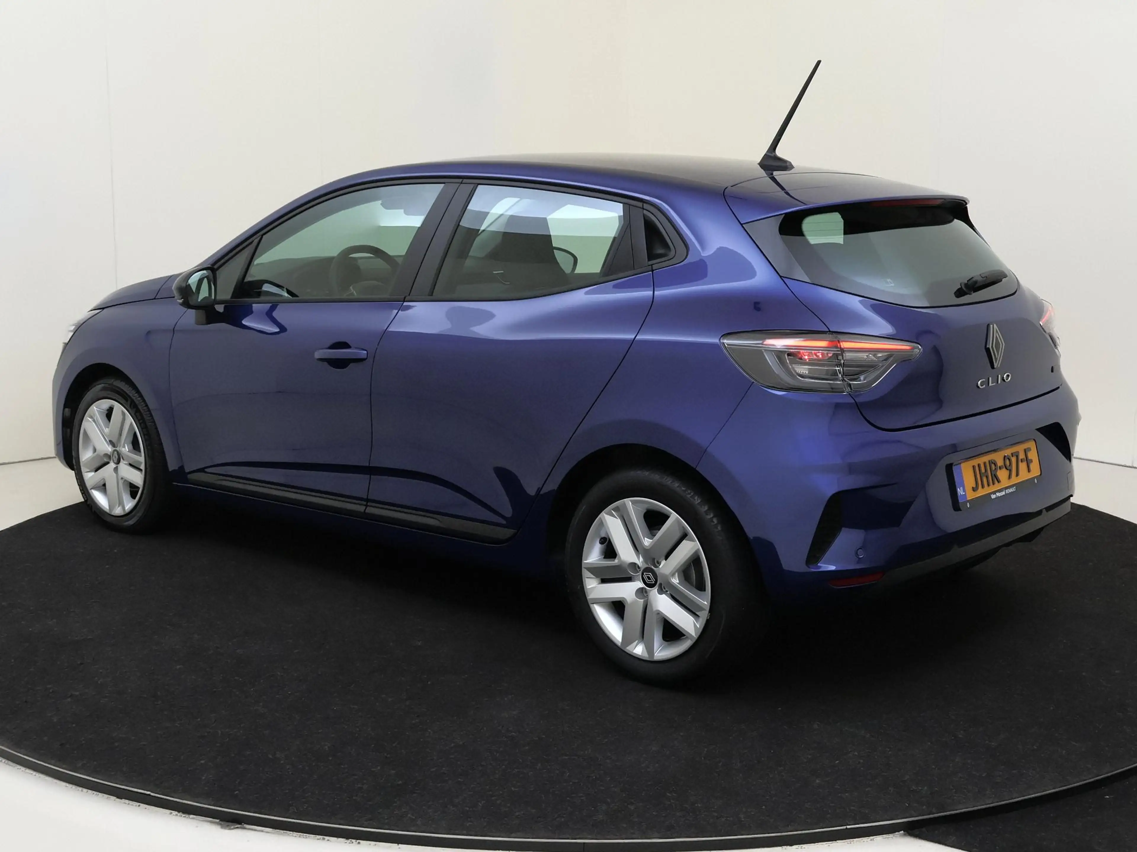 Renault Clio 1.6 E-Tech Full Hybrid 145 evolution | Airco | Par — photo 3