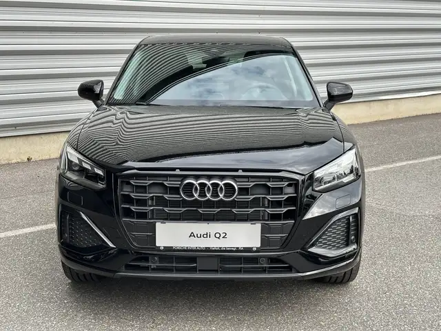 Audi Q2 30 TFSI admired