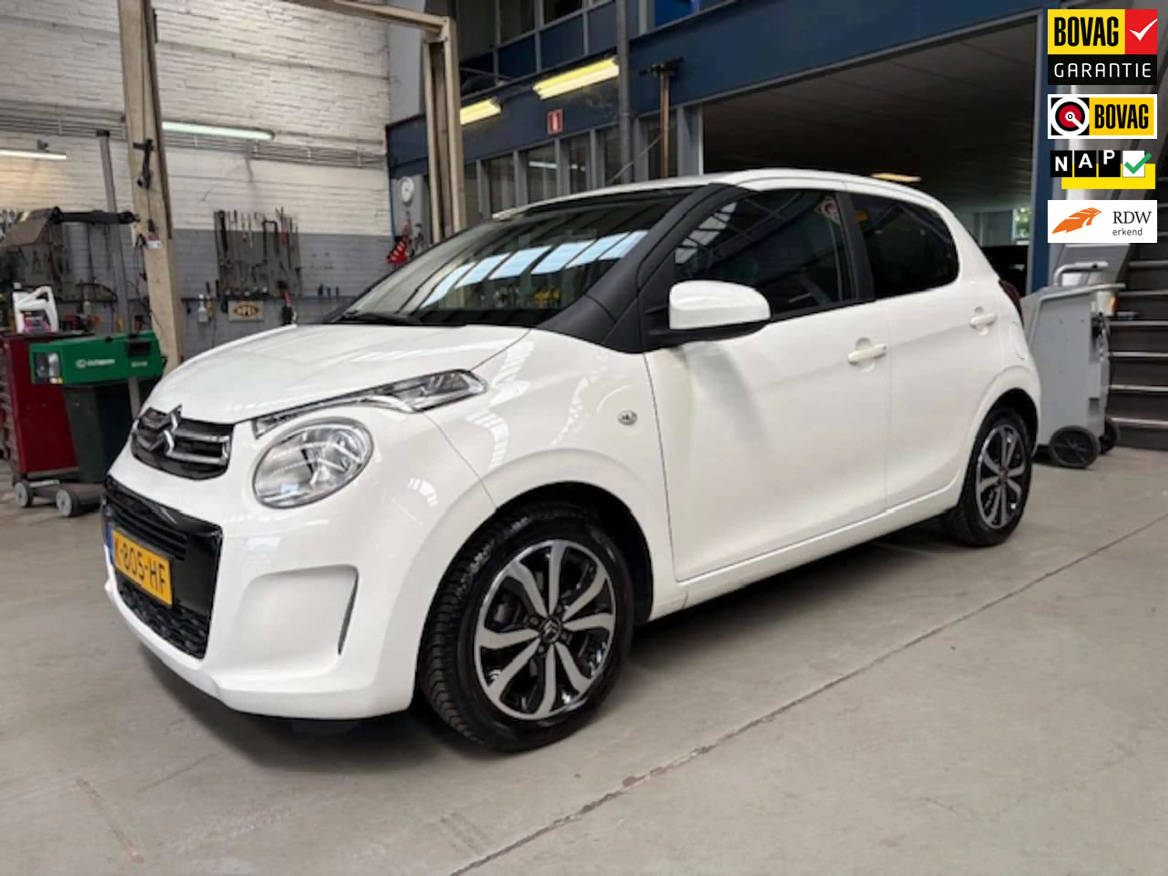 Citroen C1 1.0 VTi Shine | Apple carplay / Android auto | Nav