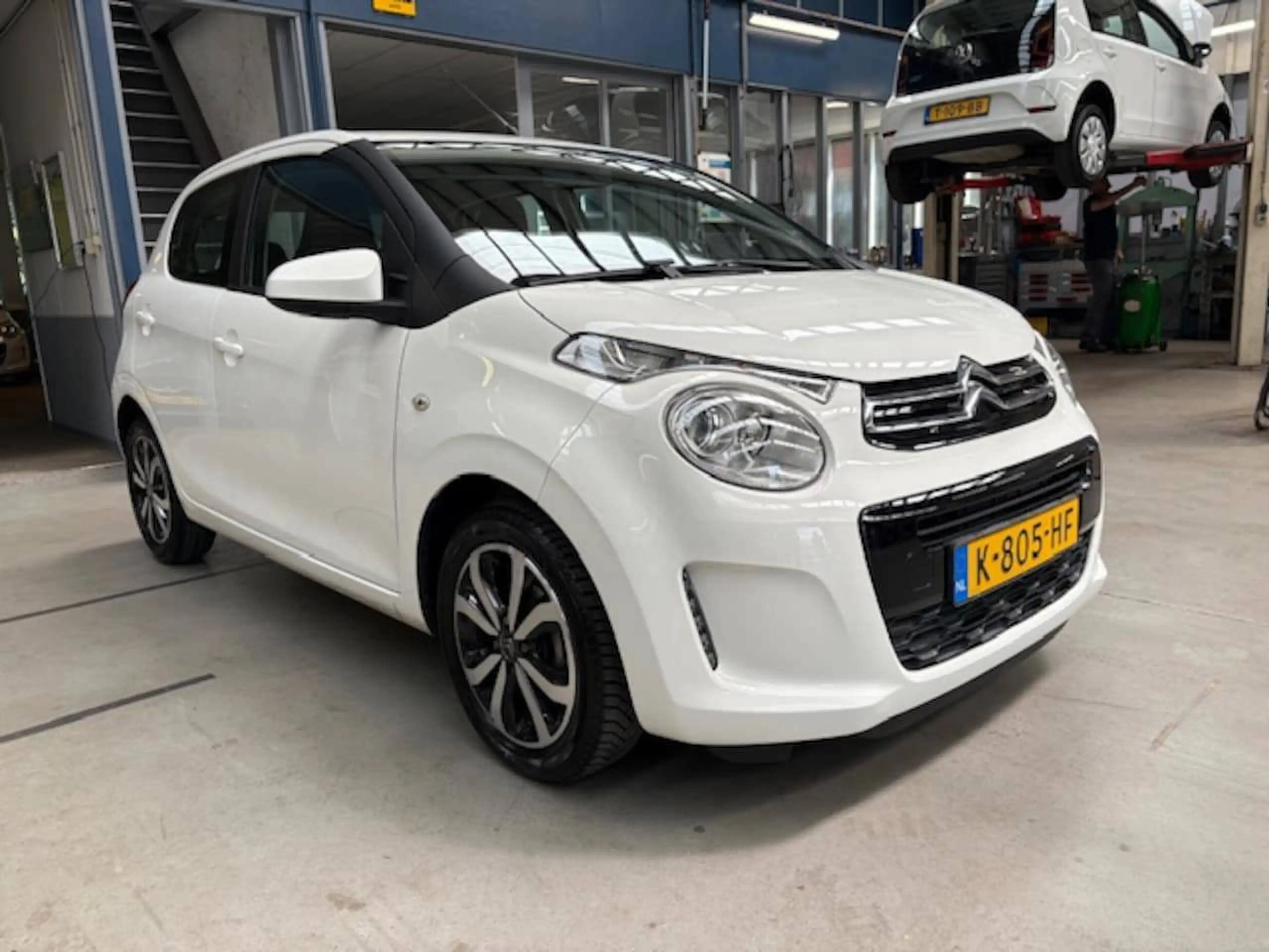 Citroen C1 1.0 VTi Shine | Apple carplay / Android auto | Nav — photo 9