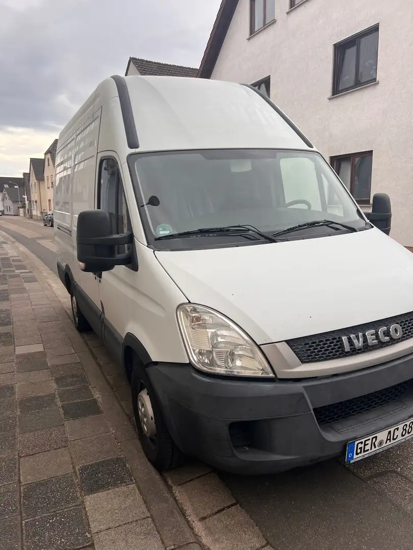Iveco Daily 35 S 18 V DPF Weiß - 2
