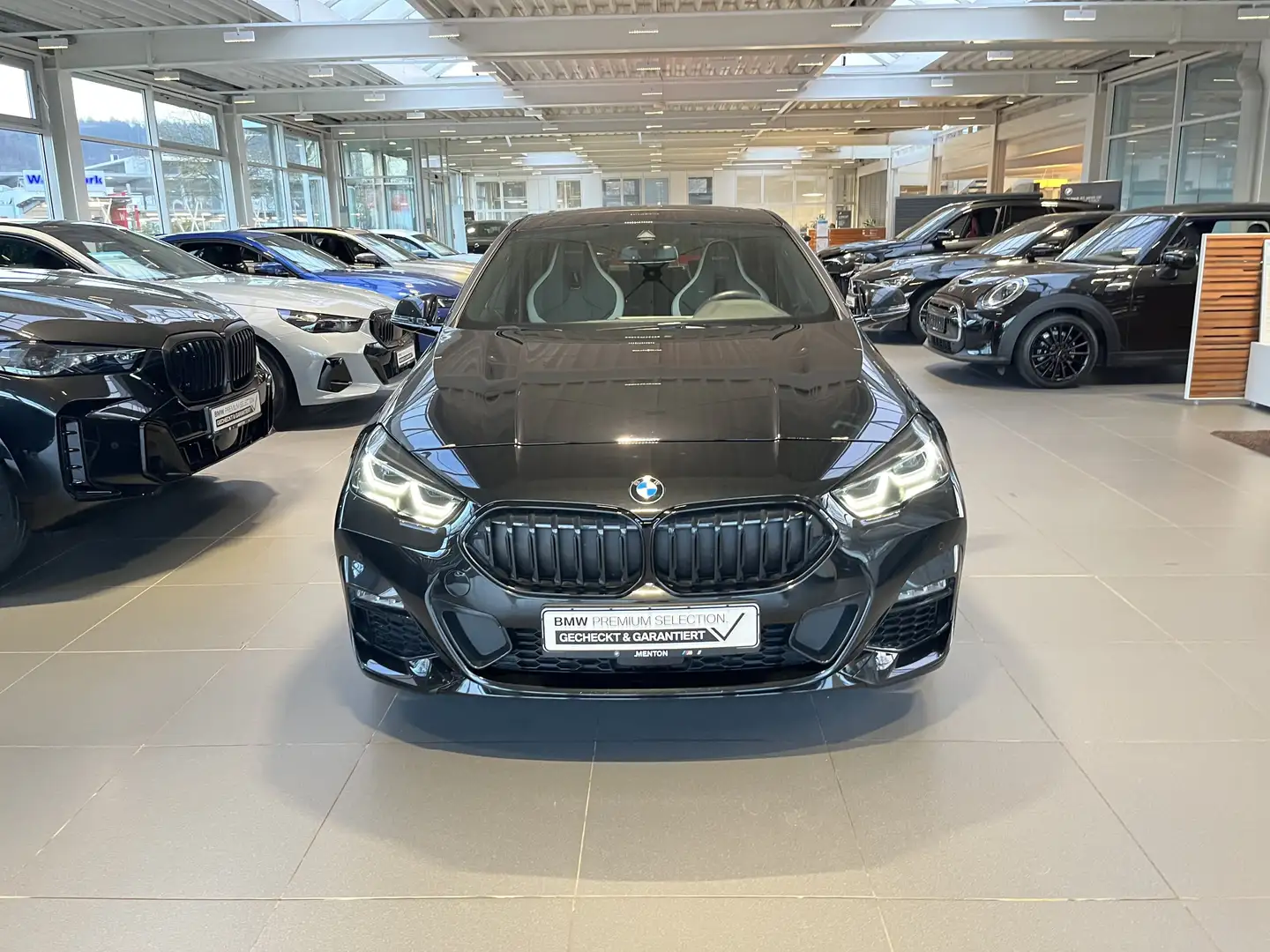 BMW 220 i Gran Coupé Sonderedition ColorVision M Sportpake Schwarz - 2