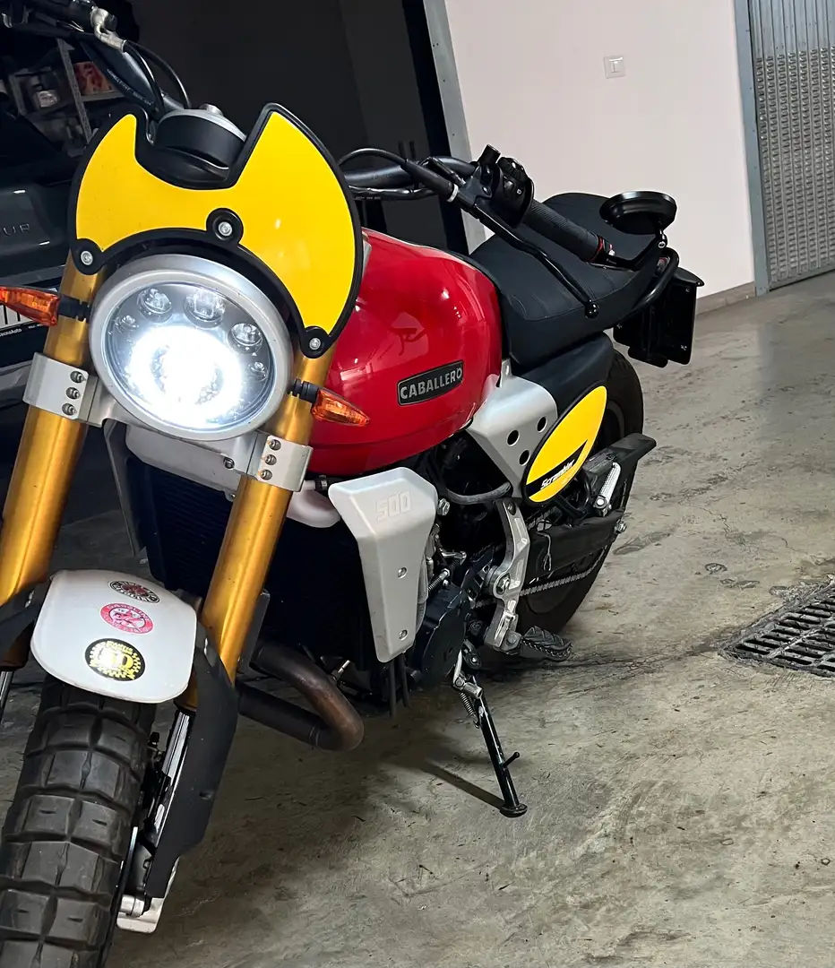 Fantic Caballero 500 Scrambler Roşu - 1