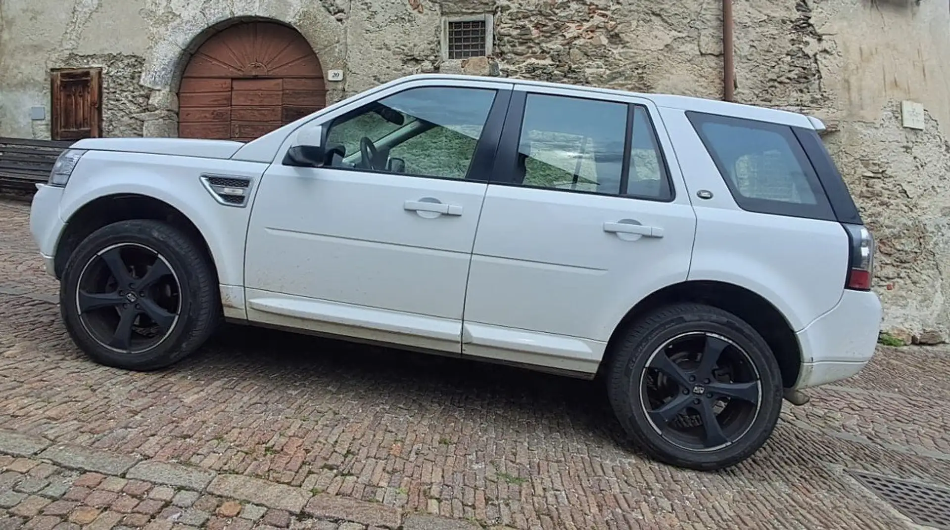 Land Rover Freelander Freelander II 2011 2.2 td4 SE 4wd 150cv Bianco - 1