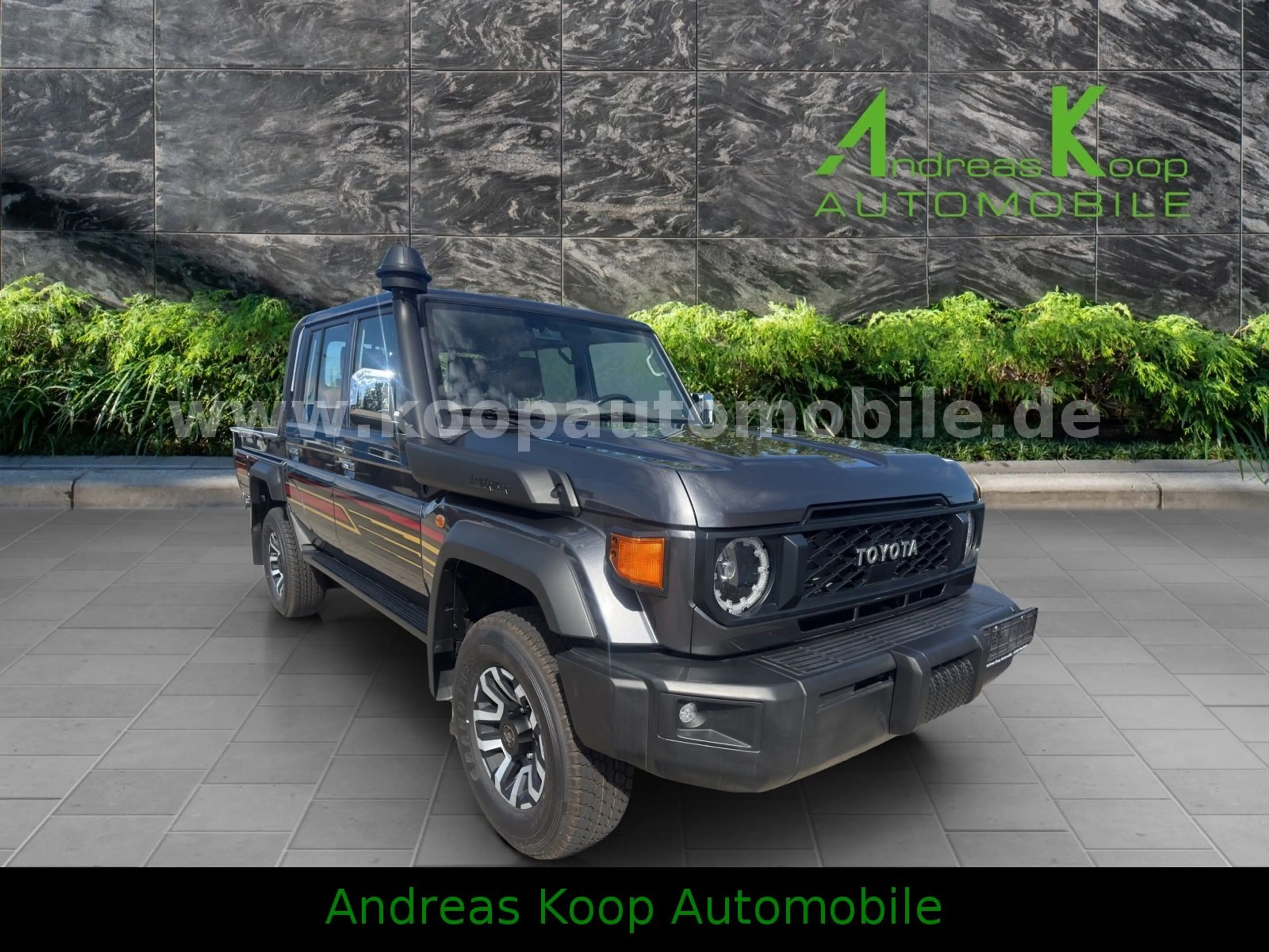 Toyota Land Cruiser GDJ 79DC 2,8-Diesel Aut. SDLX LED — photo 2