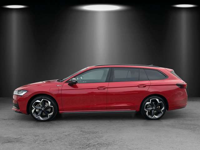 Skoda Superb 1.5 TSI iV Sportline/PANO/AHK/HUD/ACC/360