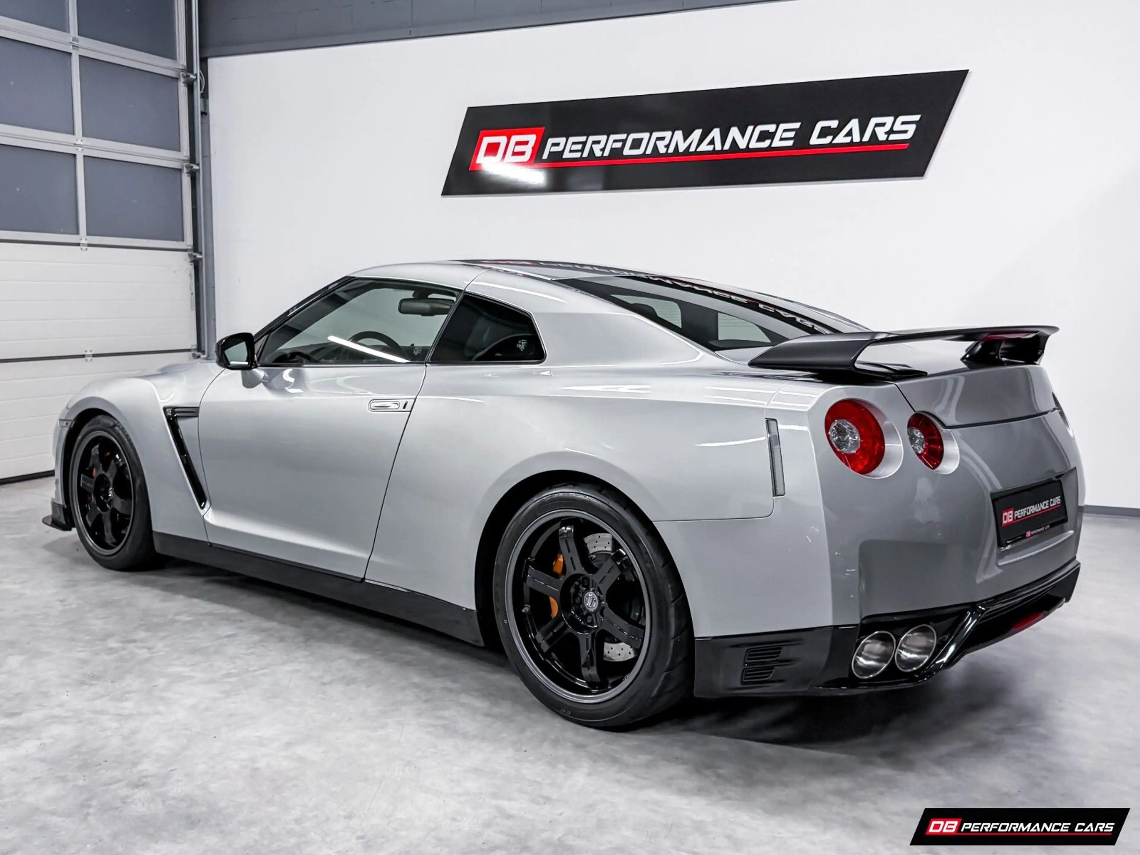 Nissan GT-R Track Pack, sehr selten, deutsches Fzg. — photo 6