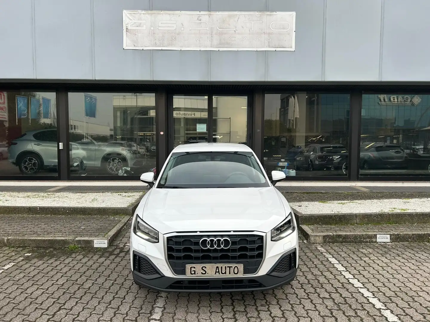 Audi Q2 35 1.5 tfsi Admired s-tronic GRANDINATA Bianco - 2