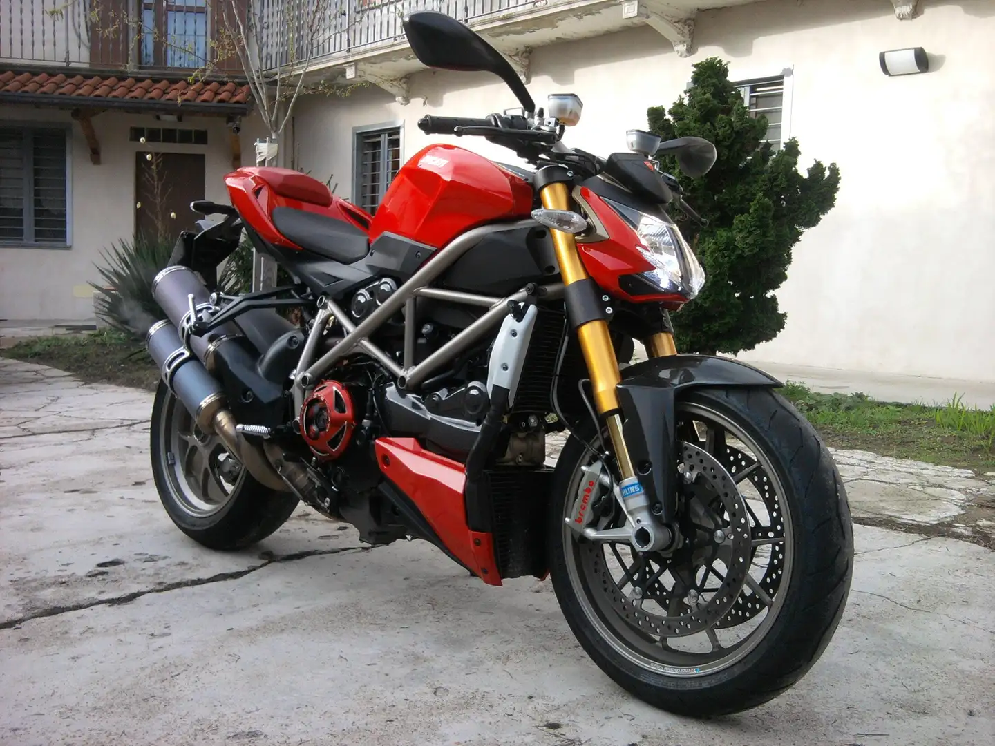 Ducati Streetfighter 1098 S crvena - 1