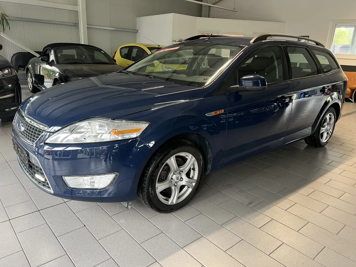 Ford Mondeo Trend Bleu - 2