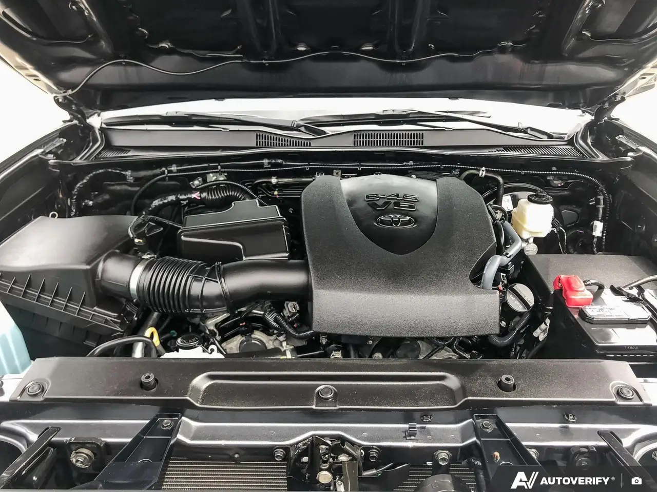 Toyota Tacoma снимка Toyota Tacoma
