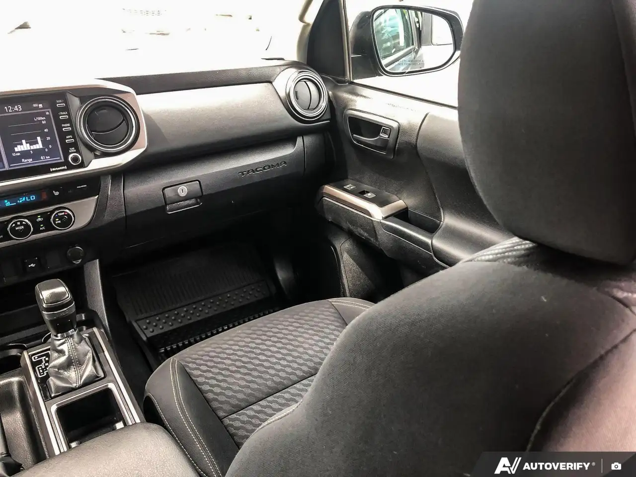 Toyota Tacoma снимка Toyota Tacoma