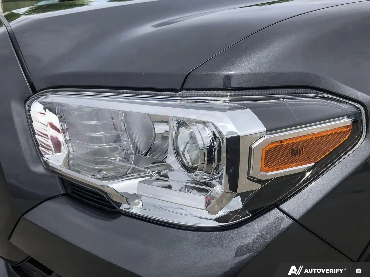 Toyota Tacoma снимка Toyota Tacoma