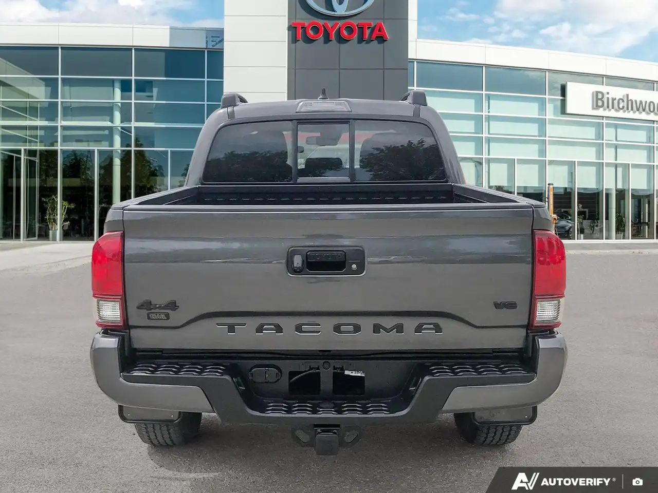 Toyota Tacoma снимка Toyota Tacoma
