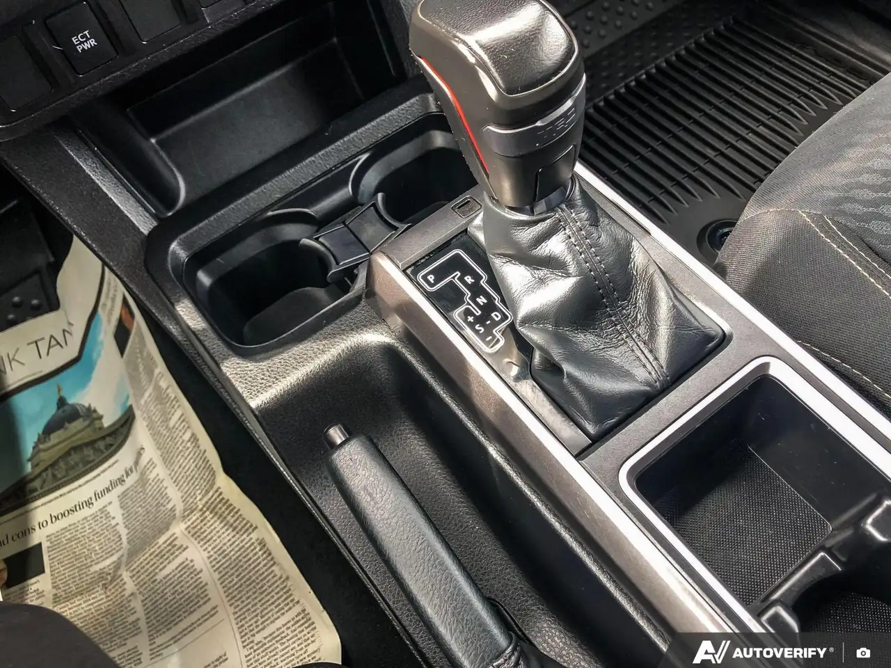 Toyota Tacoma снимка Toyota Tacoma
