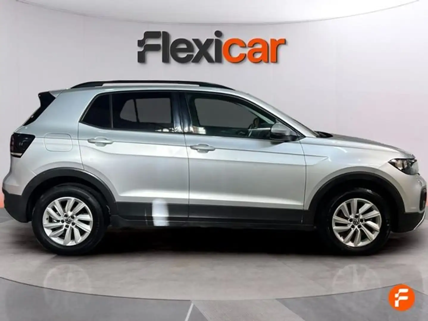Volkswagen T-Cross 1.0 TSI Advance 81kW Gris - 2