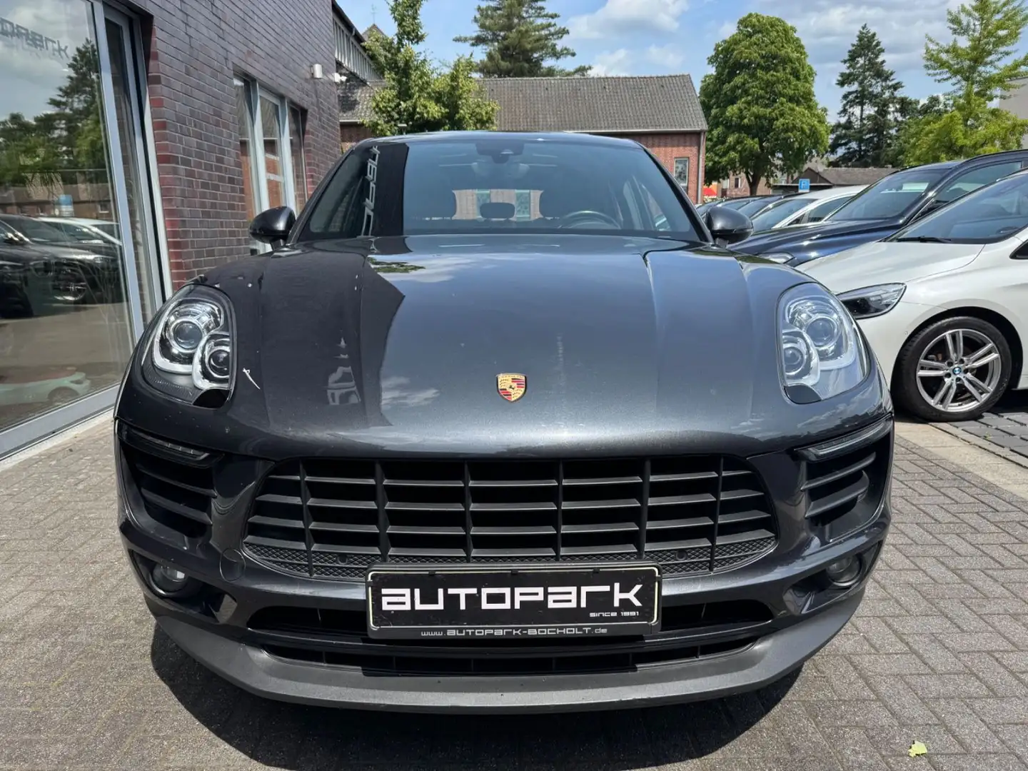 Porsche Macan 1.Hand Pano PDLS PCM Bi Luft 21" Grau - 2