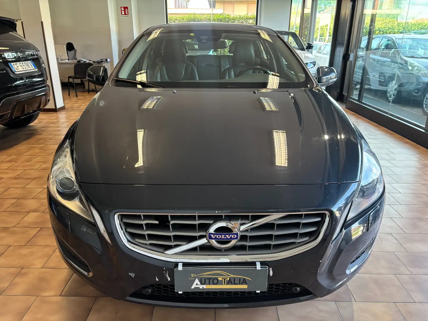 Volvo V60 * 2.0 d3 Summum geartronic*TAGLIANDI CERTIFICATI Gris - 2