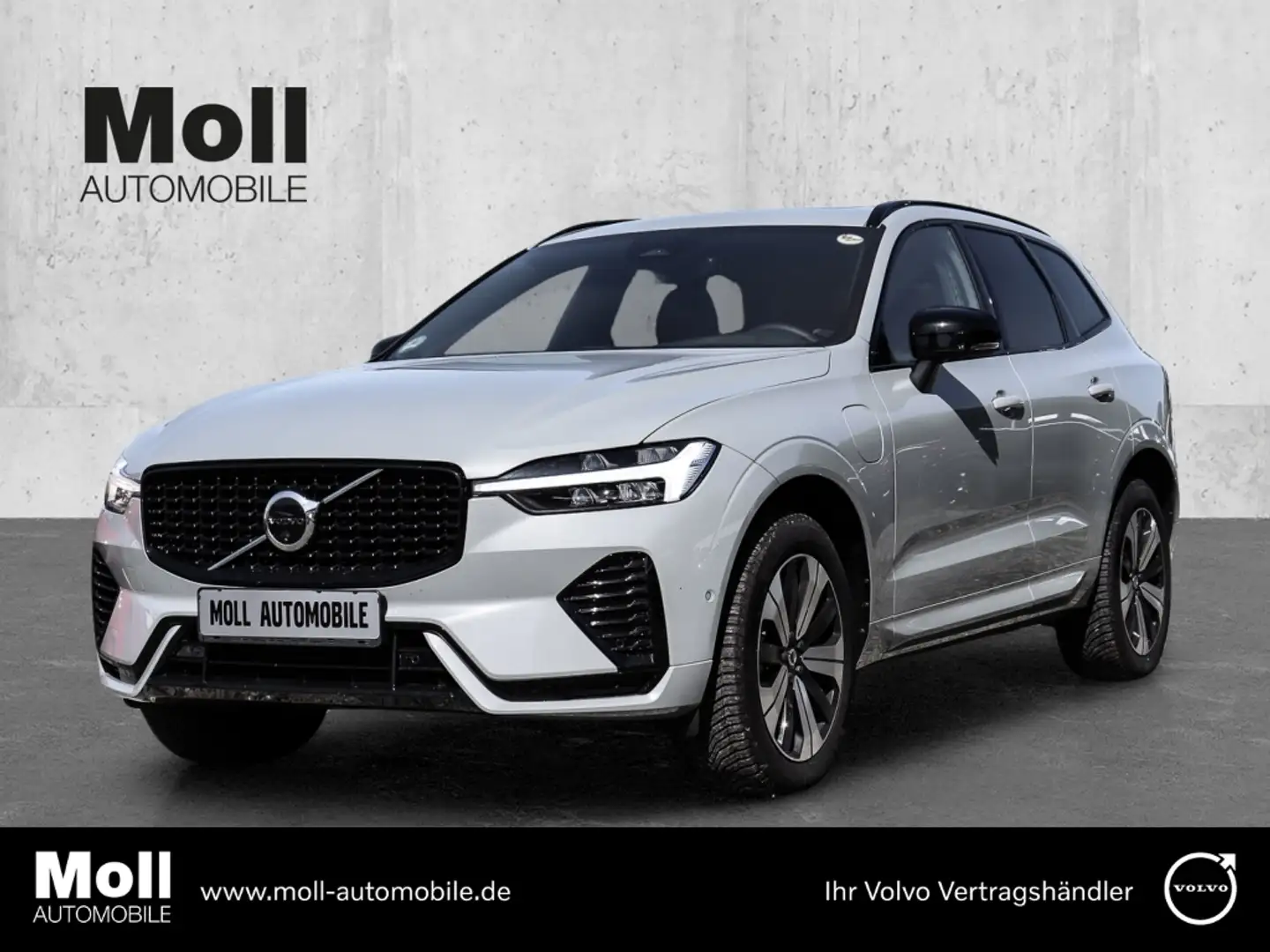 Volvo XC60 Plus Dark Recharge Plug-In Hybrid AWD T8 Twin Engi Grau - 1