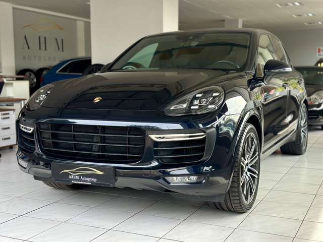 Porsche Cayenne Turbo 4.8/Chrono/S-Dach/22"/R-Cam/S-Heft